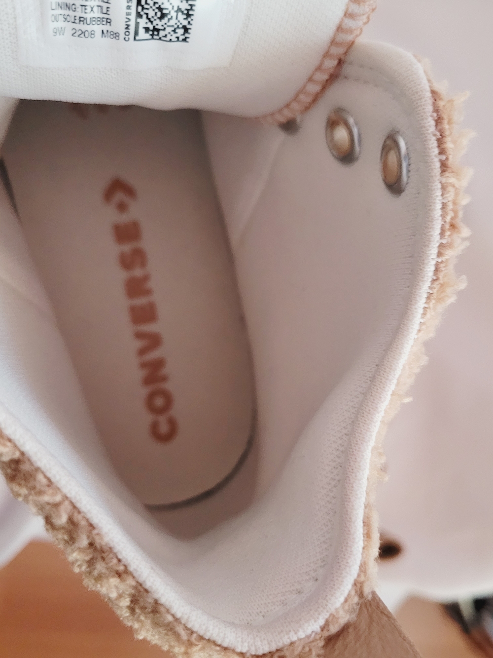 Converse Beige Sherpa Platform High-Top Sneakers Size 7.5M - Picture 6 of 9